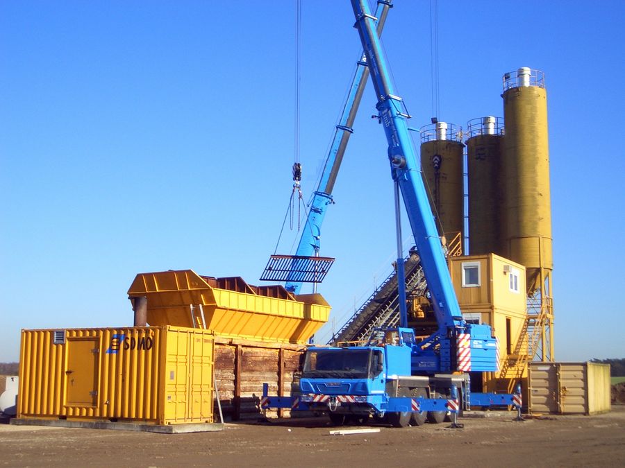 Schwergut-Transort: Aufbau Mischanlage