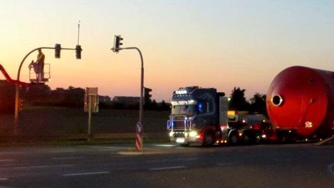 Ampel gedreht fuer Schwertransport