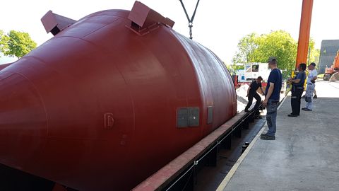 1. Etappe: Transport des Anlagenteils per Binnenschiff